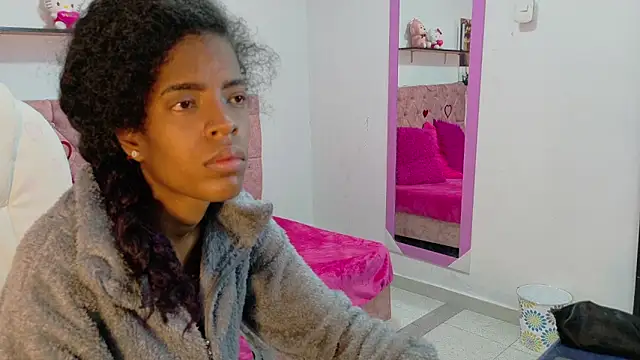 thianahorny online show from 04-08-26, 01:00