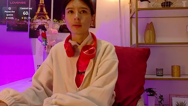 SweetRenata  online show from 05-12-26, 11:29