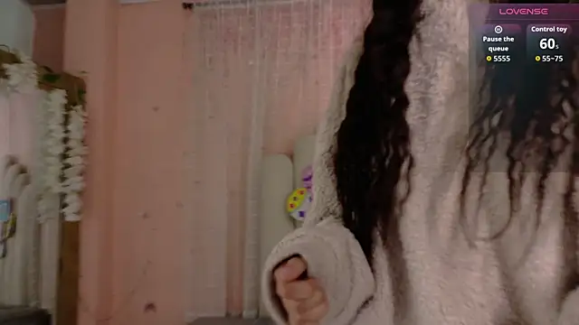 SweetRenata  online show from 07-14-26, 11:38