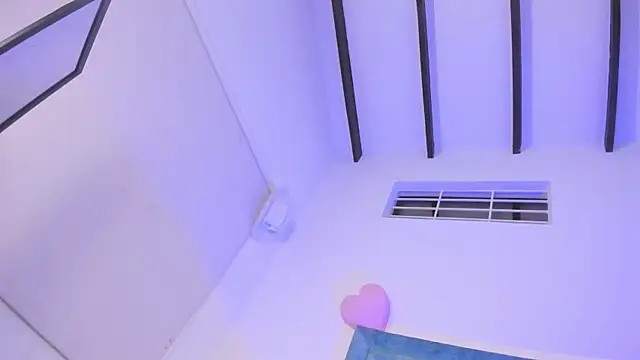 ChocoBunny1 online show from 04-08-26, 03:06