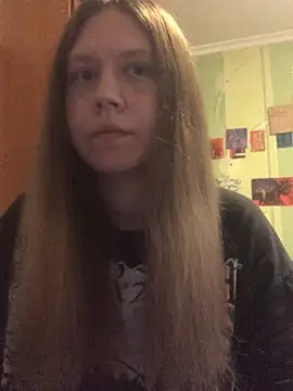 LunaVirelle online show from 04-18-26, 04:44