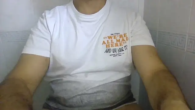Snapshot of sci69 chatting on 05-16-26, 01:43 sci69 online show from 05-16-26, 01:43