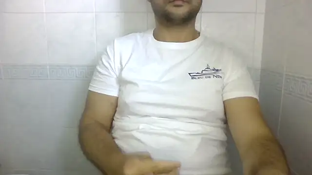 Snapshot of sci69 chatting on 05-17-26, 02:46 sci69 online show from 05-17-26, 02:46