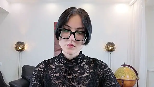 Marie Fitch online show from 05-07-26, 01:55