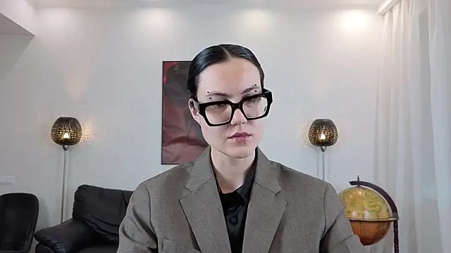 Marie Fitch online show from 05-14-26, 02:07