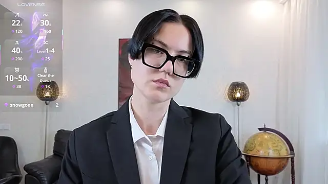 Marie Fitch online show from 05-19-26, 04:08