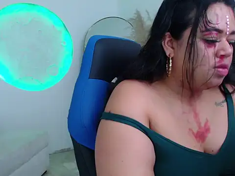 oliviia cute online show from 11-01-25, 04:58