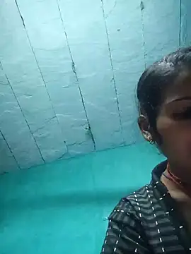 Snapshot of Co_punam chatting on 10-12-25, 02:38 Co punam online show from 10-12-25, 02:38