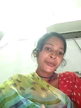 Snapshot of Co_punam chatting on 10-14-25, 01:56 Co punam online show from 10-14-25, 01:56