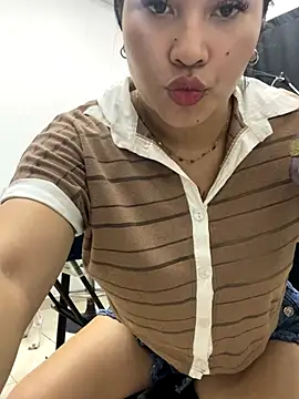 Vicky bloonde online show from 10-16-25, 07:59