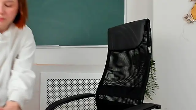 ClaireMathis online show from 04-09-26, 02:44