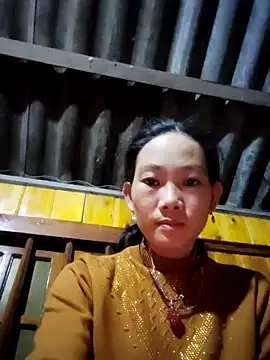 gio-thu online show from 11-13-25, 04:06