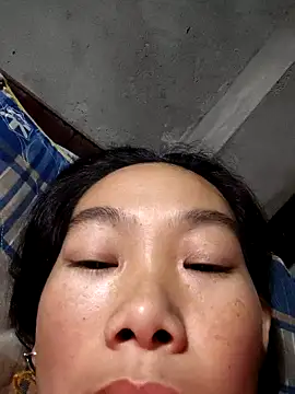 gio-thu online show from 12-21-25, 11:23