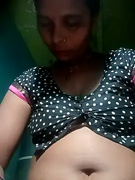 Snapshot of Rt_shreya chatting on 04-22-26, 08:43 Rt shreya online show from 04-22-26, 08:43