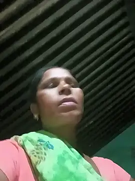Snapshot of Rt_shreya chatting on 05-31-26, 04:14 Rt shreya online show from 05-31-26, 04:14