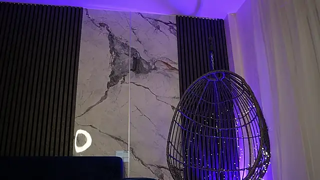 RachelRavee online show from 11-29-25, 05:21