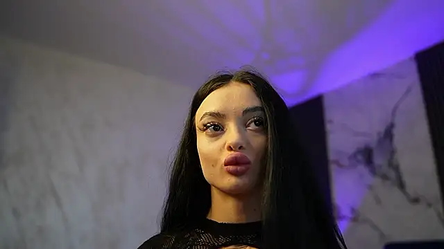 RachelRavee online show from 02-23-26, 05:27