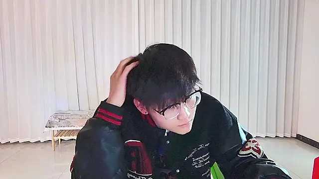 KK-cuteboy online show from 04-22-26, 05:10