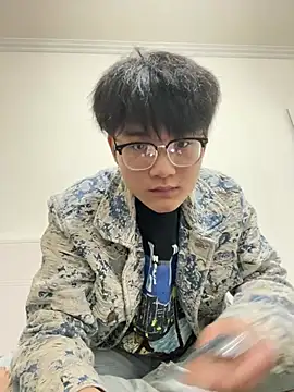 KK-cuteboy online show from 04-28-26, 11:37
