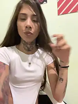 Snapshot of casalskunk chatting on 05-22-26, 11:21 casalskunk online show from 05-22-26, 11:21