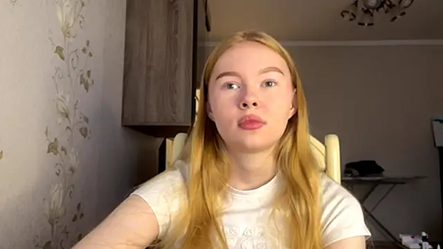 Snapshot of RaguelNicksons chatting on 10-22-25, 09:09 RaguelNicksons online show from 10-22-25, 09:09