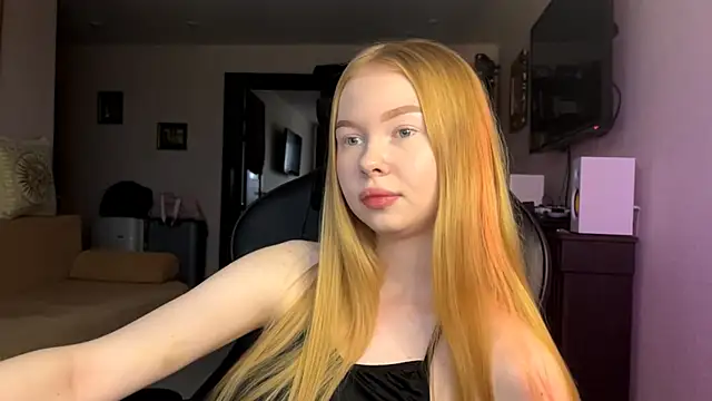 Snapshot of RaguelNicksons chatting on 11-14-25, 06:34 RaguelNicksons online show from 11-14-25, 06:34