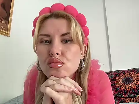 Ilymaris online show from 02-10-26, 12:42