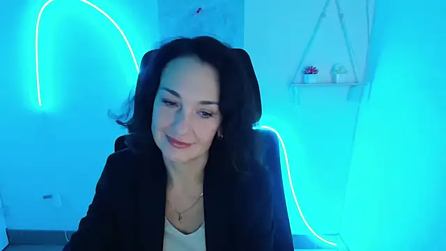 Snapshot of Rosie_Rosee chatting on 10-19-25, 05:30 Rosie Rosee online show from 10-19-25, 05:30