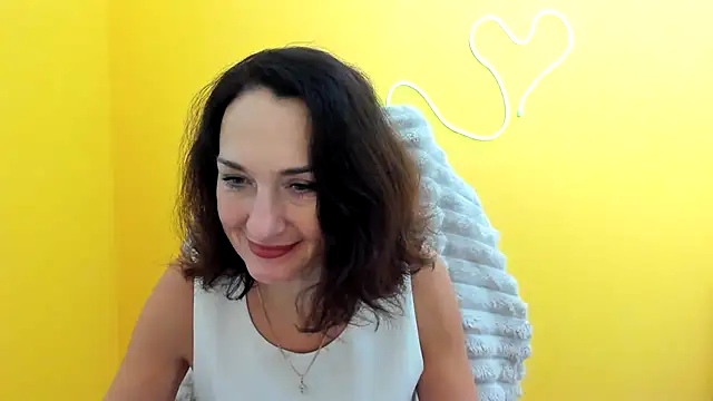 Snapshot of Rosie_Rosee chatting on 11-06-25, 12:17 Rosie Rosee online show from 11-06-25, 12:17