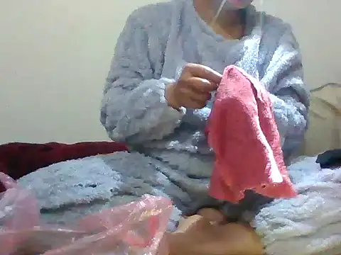 Snapshot of Zerin_nova chatting on 11-29-25, 03:15 Zerin nova online show from 11-29-25, 03:15