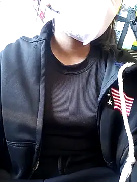 Snapshot of Zerin_nova chatting on 11-30-25, 07:56 Zerin nova online show from 11-30-25, 07:56