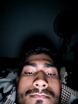 Snapshot of siddBus chatting on 10-08-25, 06:05 siddBus online show from 10-08-25, 06:05