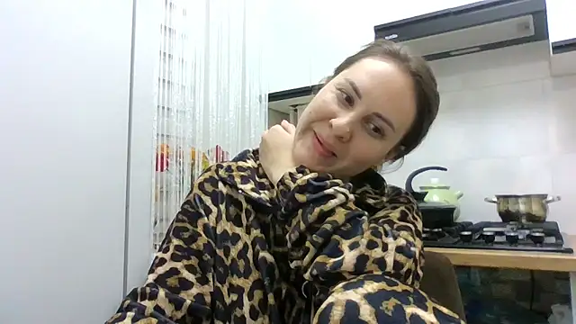 Snapshot of MeadowEyes chatting on 05-05-26, 08:17 MeadowEyes online show from 05-05-26, 08:17