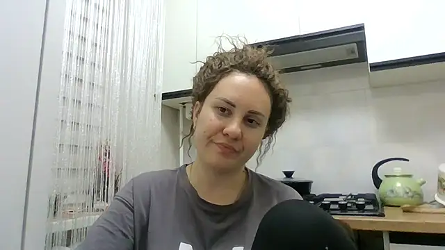 Snapshot of MeadowEyes chatting on 05-22-26, 07:08 MeadowEyes online show from 05-22-26, 07:08