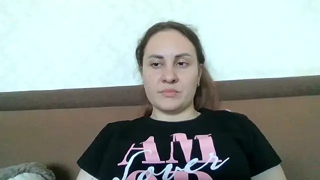 Snapshot of MeadowEyes chatting on 06-09-26, 01:12 MeadowEyes online show from 06-09-26, 01:12