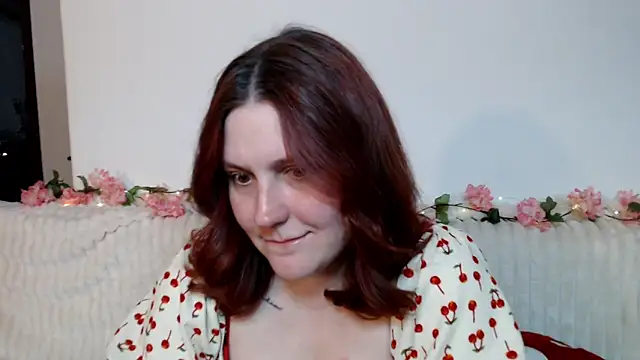 Snapshot of Lilith__moon chatting on 03-12-26, 09:10 Lilith moon online show from 03-12-26, 09:10