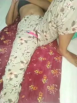 Snapshot of Royal_Shona chatting on 10-12-25, 06:07 Royal Shona online show from 10-12-25, 06:07