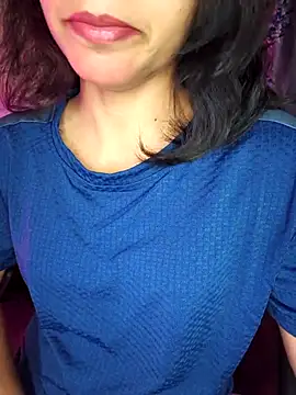 Snapshot of Royal_Shona chatting on 11-14-25, 06:06 Royal Shona online show from 11-14-25, 06:06