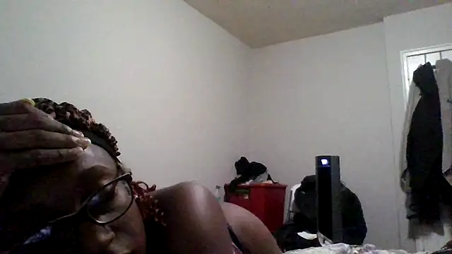 dezzidavill online show from 07-25-26, 03:37