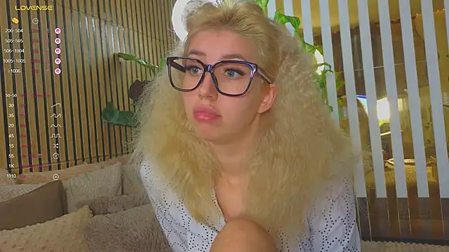 Violetttttta online show from 10-11-25, 08:29