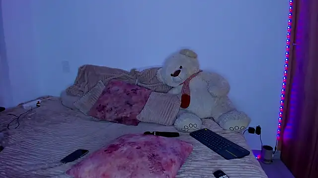 Snapshot of majo_gallego chatting on 02-05-26, 11:20 majo gallego online show from 02-05-26, 11:20