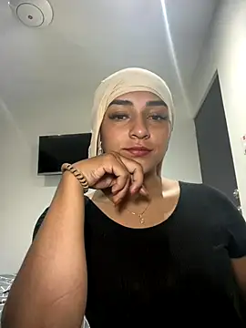 Snapshot of CelestSkyy chatting on 10-09-25, 12:30 CelestSkyy online show from 10-09-25, 12:30