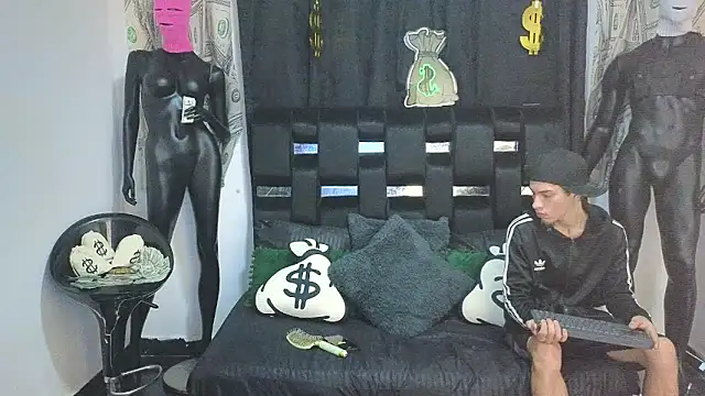 Pride couple online show from 11-30-25, 11:20