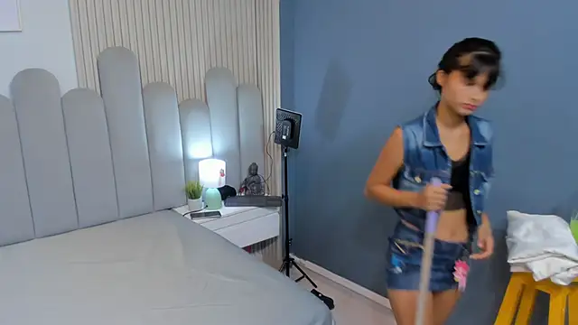 luly dreams online show from 04-17-26, 11:57