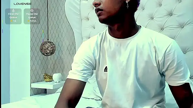 MorenitoDigno online show from 01-10-26, 06:42