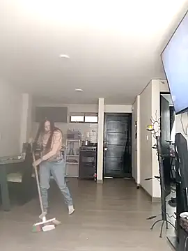 you yuyuu online show from 10-17-25, 04:09