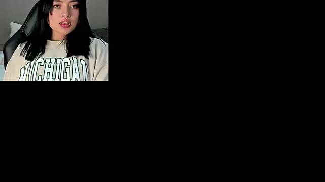 baby naomy online show from 02-05-26, 02:16