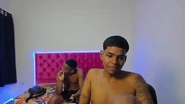 Snapshot of isaac_master77 chatting on 03-31-26, 09:37 isaac master77 online show from 03-31-26, 09:37