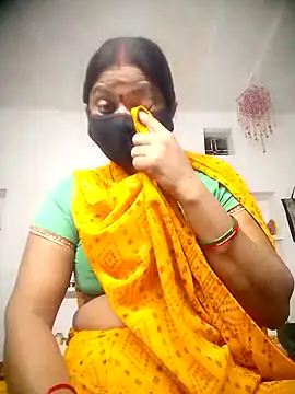 Q rekha online show from 10-15-25, 12:00