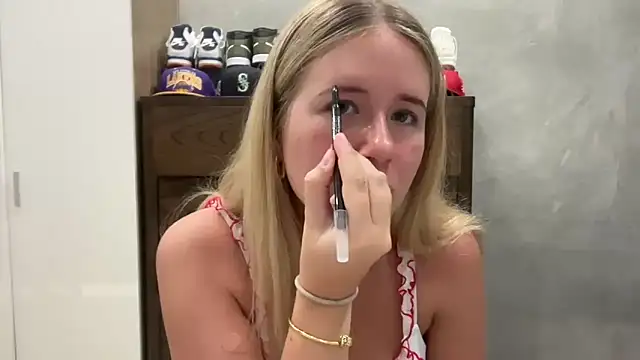 itssosierra online show from 11-26-25, 04:24